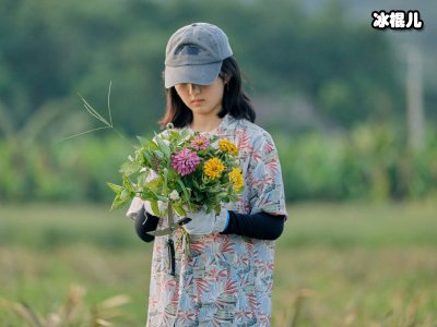 《向往的生活》海报官宣，张子枫最受宠，c位却是它