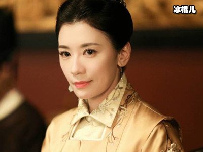 时隔多年贾静雯再演古装剧，颜值依旧在线，好美的万贵妃