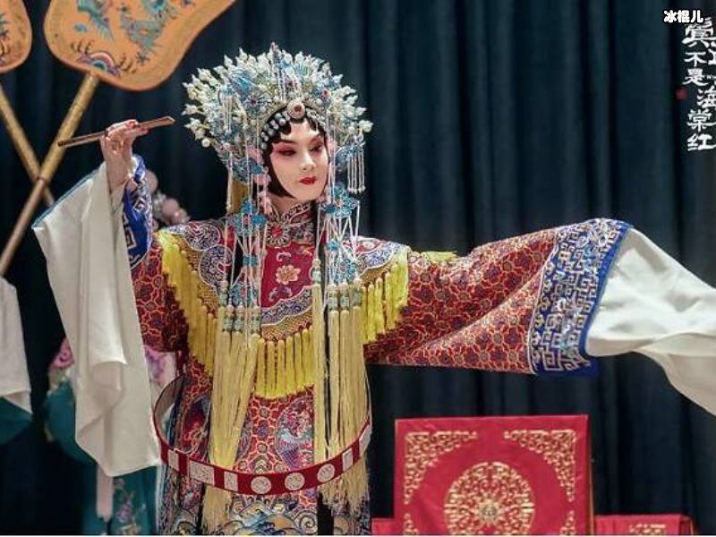《鬓边不是海棠红》程凤台范湘儿结局，悲剧结尾剧中其实早有暗示？