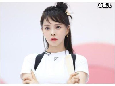 30岁的女人霸气开始，兴风作浪的姐姐姿势太飒！