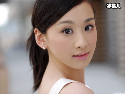 “雷剧女王”穆婷婷出道13年没火，众多大咖都带不动她！