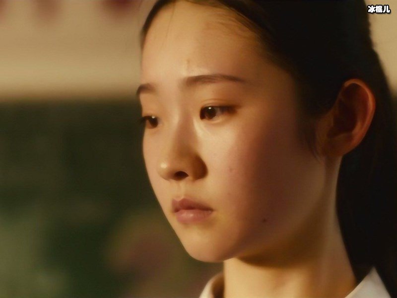 《少年的你》上映，周冬雨易烊千玺二人开展绝命恋情！