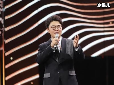 《声临其境》张含韵请郁可唯助声，韩雪面带尴尬是为何？