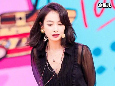 《快乐大本营》宋威龙与宋茜合体，牵手互动甜爆众人