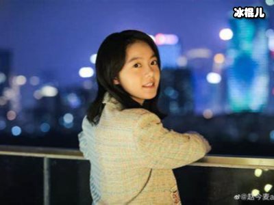 《潮流合伙人》聚餐杨颖不舍赵今麦离开，在车里哭成泪人