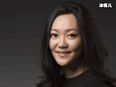 36岁女明星不顾反对嫁给73岁大爷，记者提问她的反应亮了！