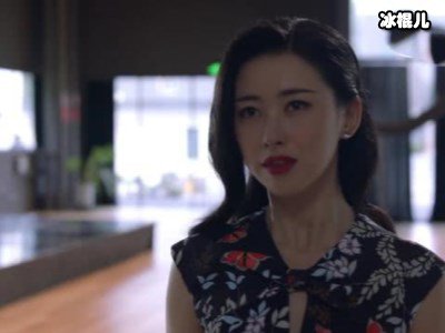 《精英律师》朱珠演绎职场女秘书，这颜值没得挑！