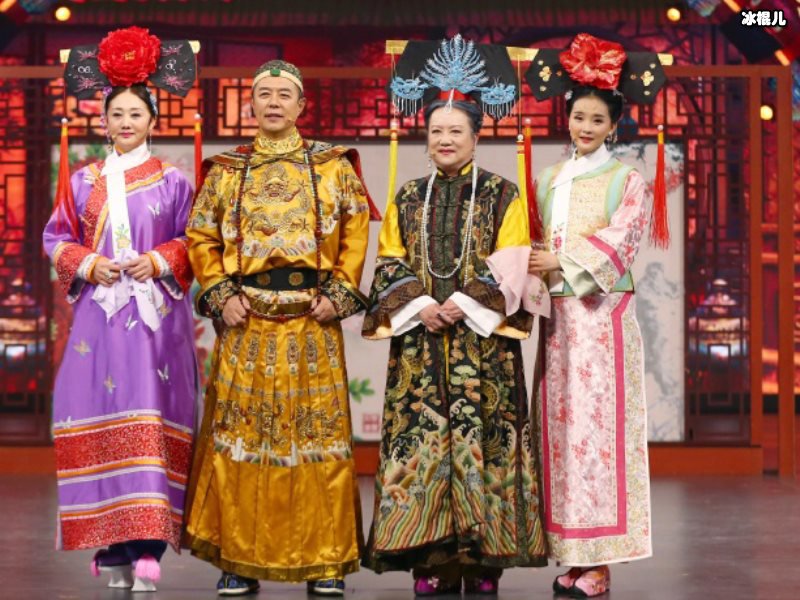 21年还珠剧组四人重聚，相互调侃关系融洽！