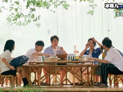 《向往4》又穿帮了，辣椒一夜长成！