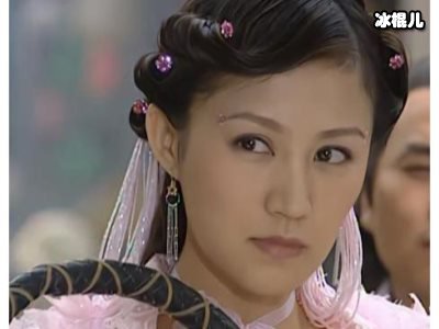 《刁蛮公主》文蔷剪掉长发留短发，美得不可方物！