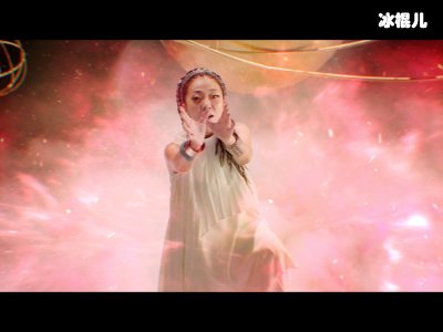 《歌手当打之年》华晨宇演唱《降临》，声音空灵圣洁被太一奇袭！