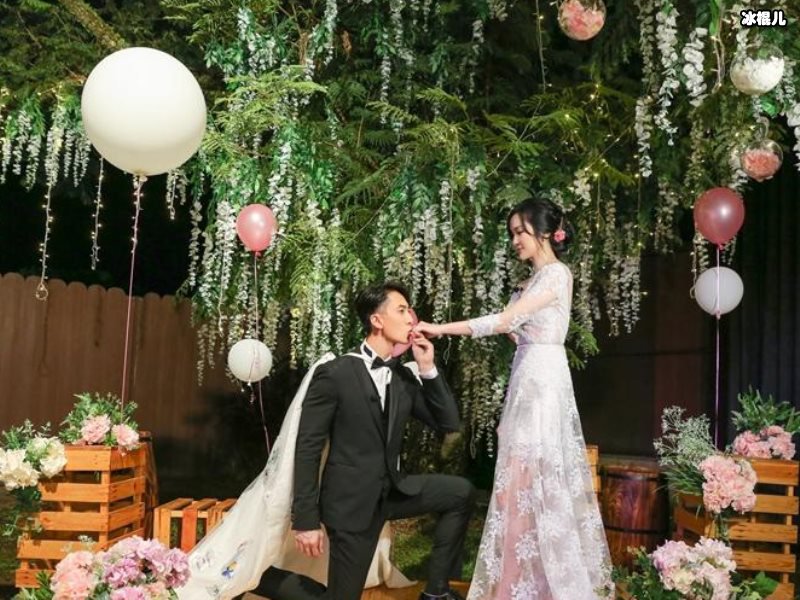 《婚前21天》何雯娜商量婚礼细节，网友评论为其鸣不平！