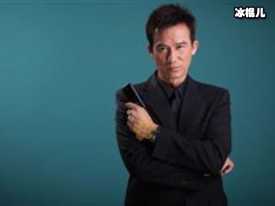 港剧反派男神李子雄近照，60岁依旧似小伙！