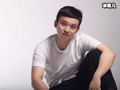 董子健零点为孙怡庆生，发图配文吸睛离婚传言是假？