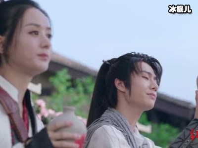 《有翡》拍摄结束，剧组成员晒模糊合照王一博赵丽颖造型养眼！