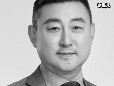 博纳副总裁黄巍跳楼自杀，多位电影人发文哀悼！