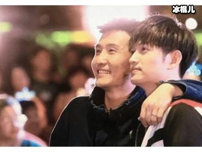 弟弟陪哥哥面试，导演阴差阳错看中弟弟大火哥哥却无人识！