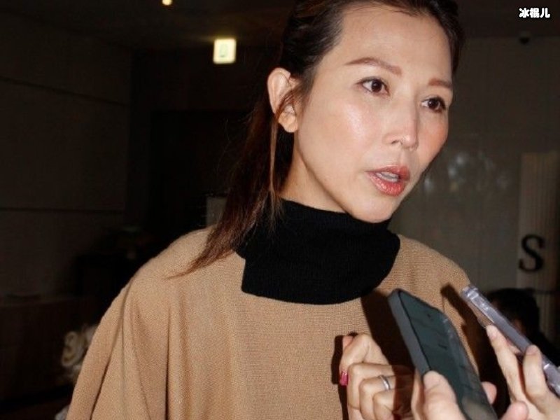 蔡少芬孕肚照曝光夫妻恩爱，摄影师水平成焦点