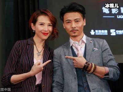 蔡少芬与老公穿情侣装合照太甜蜜，张晋满眼爱意藏不住