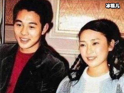 出道26年成名后抛弃结发妻子，娶90后娇妻才真收心！