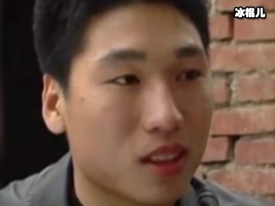 父亲曾靠卖血供他读书，成名之后却忘本？