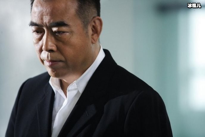 陈凯歌结过几次婚？和倪萍同居许久最后却选择了现任妻子陈红