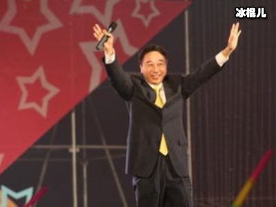冯巩遭人敲诈诽谤，妻子以及圈内好友力挺