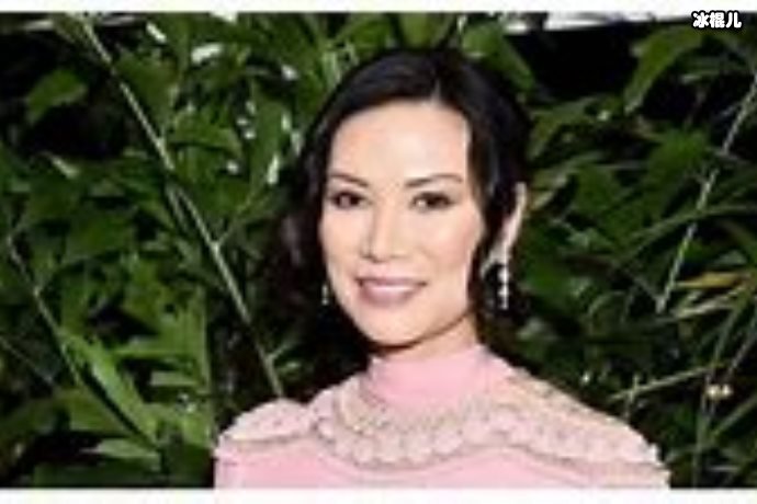 邓文迪到底有多厉害？年过半百的她依旧让无数男人神魂颠倒