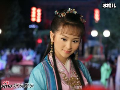 邓莎被质疑是于正长文主角，出面辟谣陈年旧事希望网友放她一马