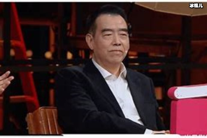 人们不懂导演界的他，这么多年做的这些事有意义吗