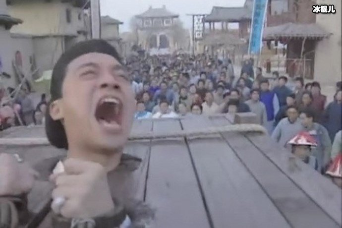 “咆哮帝”儿子12岁却宣称当爸爸了，父子合照关系很好