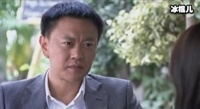 冯嘉怡现如今身家过亿，因偏爱张嘉译也甘愿做他的配角