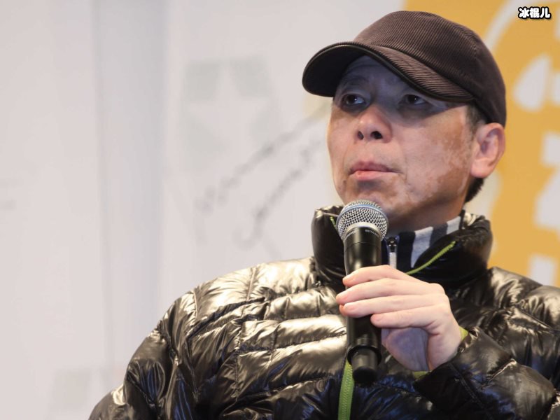 怼过冯小刚白岩松的他，为谢东下一百万赌注竟让侯耀华坐不住了