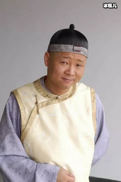 “三德子”罕见分享近况，网友夸赞活出30岁的感觉娶小15岁娇妻