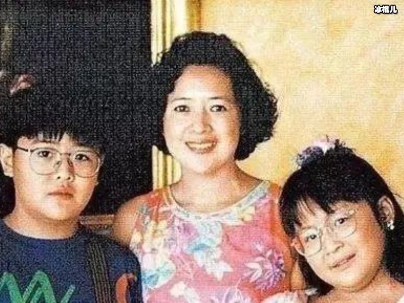 当红一代歌姬为爱隐退，美人迟暮却被偏爱的有恃无恐