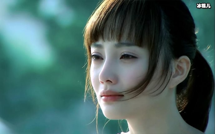 李小璐直播卖货惨被骂，撞脸女主播路人傻傻分不清