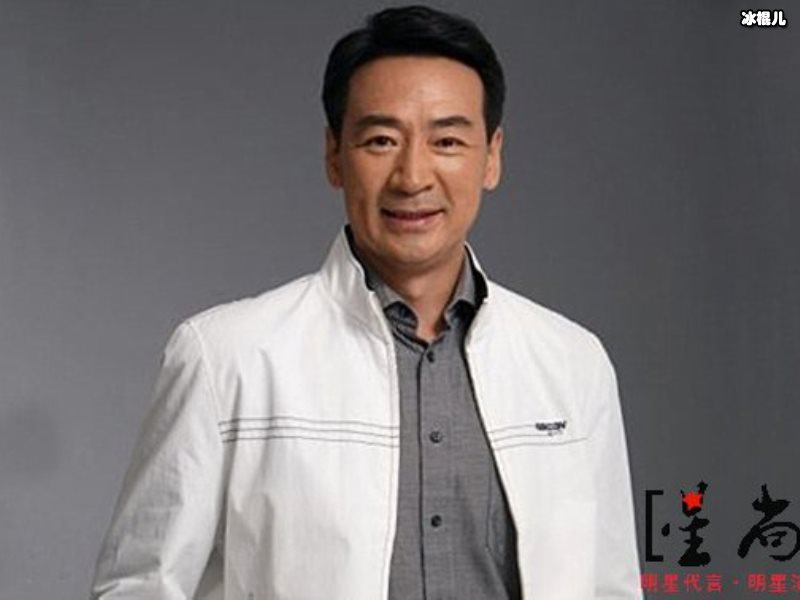 闯演艺圈几十年影视剧资源达200多部，65岁的寇振海实力被低估了