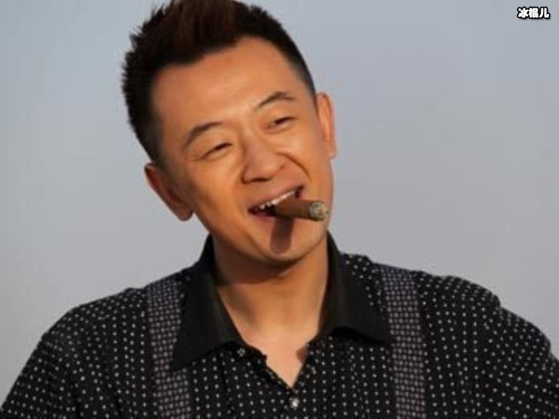 黄海波默默给疫区捐医用物资，这些年一直在做公益想要复出？