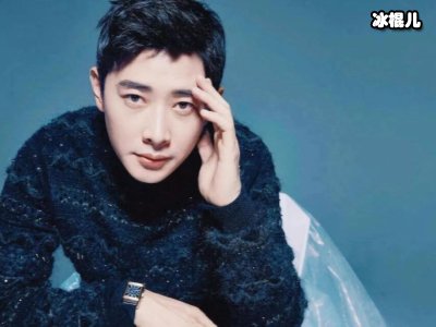 罗晋神色憔悴，不同于其他人精致容颜
