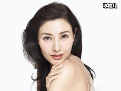 李嘉诚曾带情人李嘉欣回家，3小时后原配妻子竟离奇死亡
