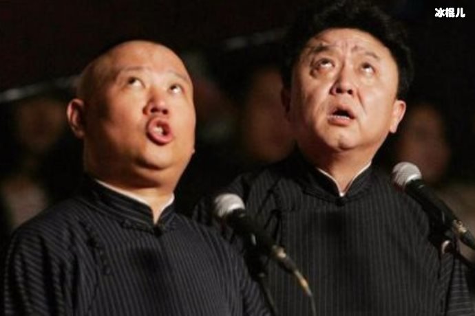 知名相声演员为何消失在舞台上，曾拜五位干爹广告代言接不停