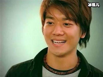 她为丈夫登台演戏戏中二人是母子，戏外二人是夫妻