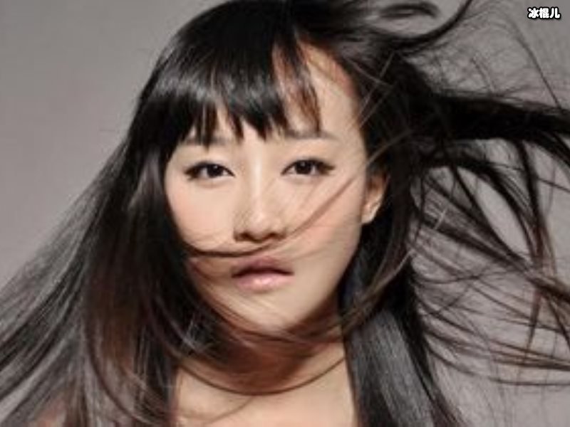 蓝盈莹为什么那么多人都喜欢她，身上有什么魅力