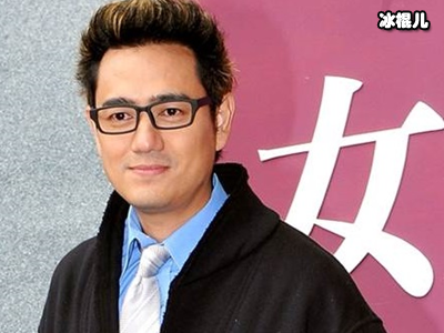 知名男星自曝与小20岁女友的恋情，尚未有结婚的打算