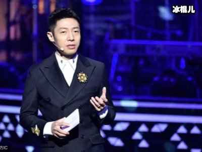 四大主持直播带货现场翻车事故不断，网友：很多人要失业了