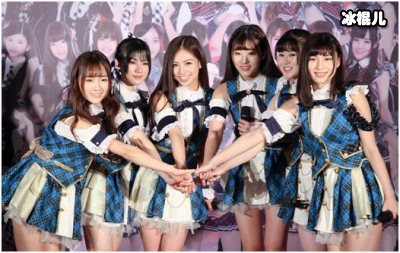私下与粉丝联系，明码标价要礼物竟是SNH48里的女团成员