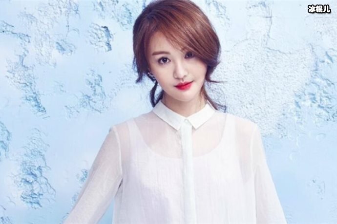 郑爽又被气哭？她性格怎样？