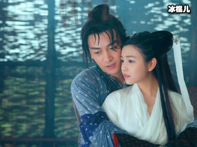 新《神雕侠侣》小龙女仙气飘飘，杨过颜值获得网友很高的评价
