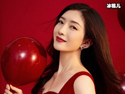 捧不红的江疏影，资源不断却依旧不火，无奈发文自嘲捧不红