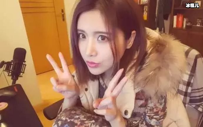 一夜之间成为当红女主播，如今却被迫回归老本行陈一发这是沦落了